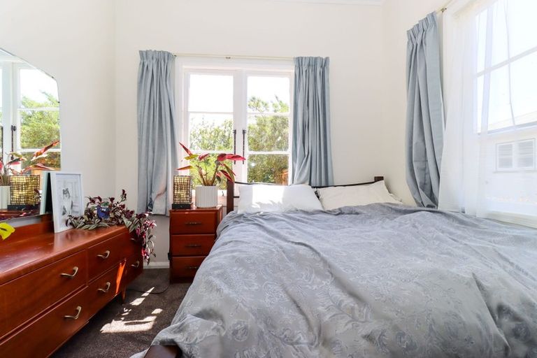 Photo of property in 102 Manawatu Street, Hokowhitu, Palmerston North, 4410