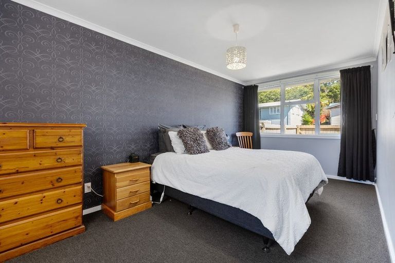 Photo of property in 9 Regent Place, Blagdon, New Plymouth, 4310