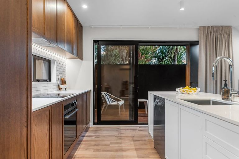 Photo of property in 4/166 Chester Street East, Christchurch Central, Christchurch, 8011