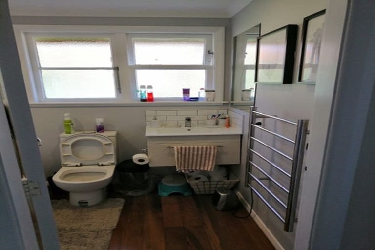 Photo of property in 36 Chapman Crescent, Naenae, Lower Hutt, 5011