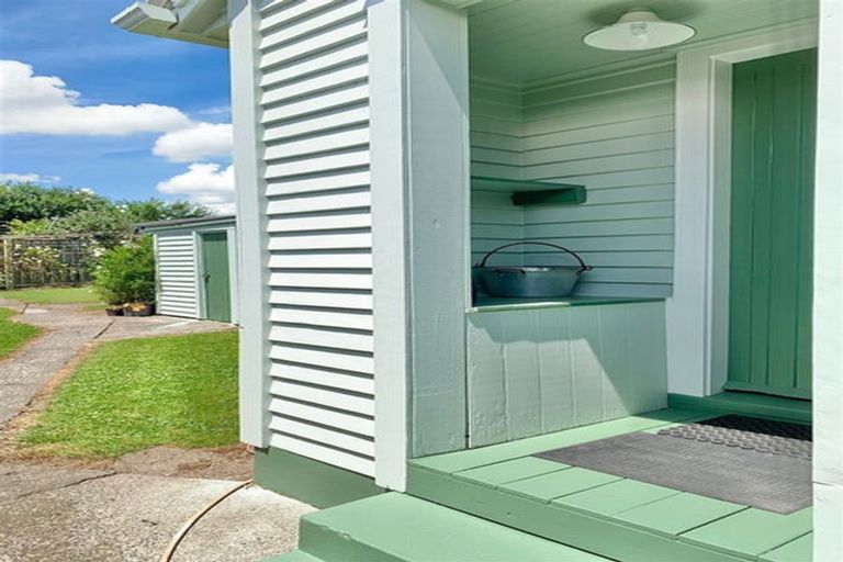 Photo of property in 71 Racecourse Road, Waipukurau, 4200