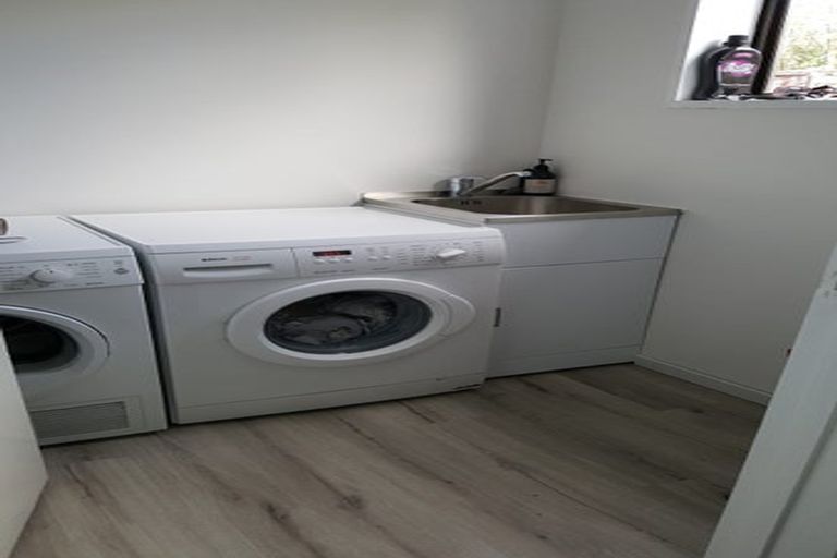 Photo of property in 4 Mallett Place, Halswell, Christchurch, 8025