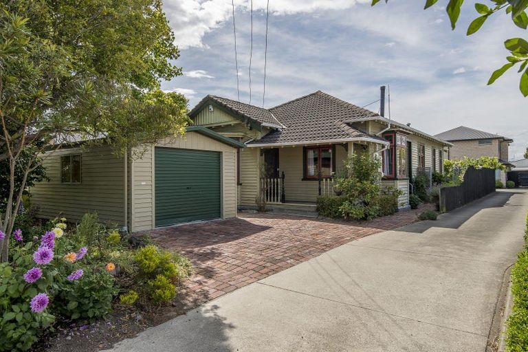 Photo of property in 33 Hendon Street, Edgeware, Christchurch, 8013