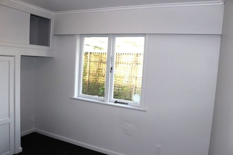 Photo of property in 579 East Coast Road, Browns Bay, Auckland, 0630