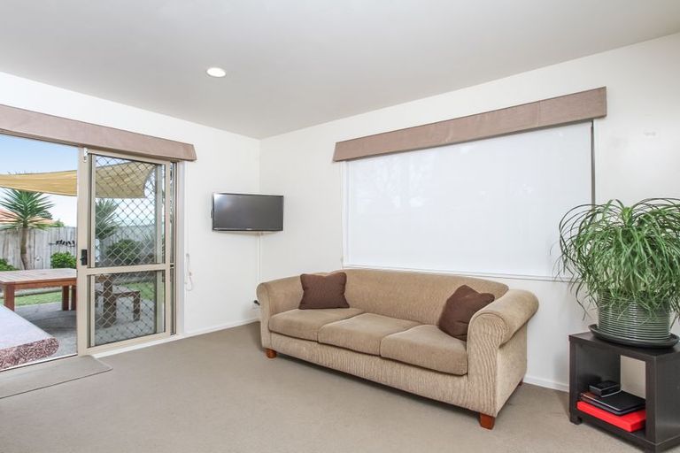 Photo of property in 17 Jelicich Court, Henderson, Auckland, 0612