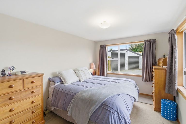 Photo of property in 16 Pethig Place, Halswell, Christchurch, 8025