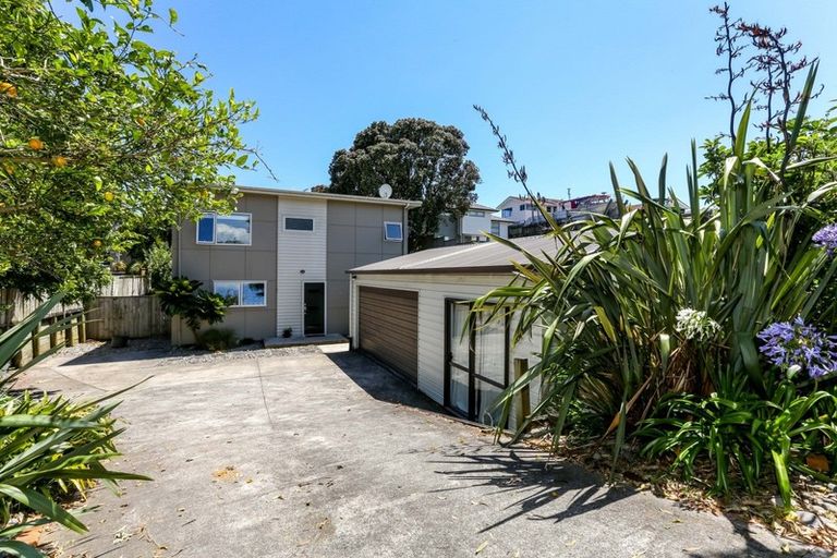 Photo of property in 30 Birdwood Avenue, Moturoa, New Plymouth, 4310