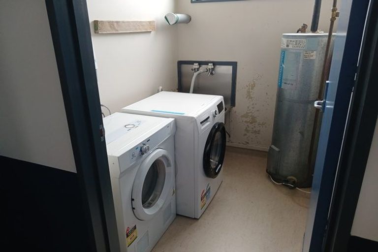 Photo of property in 51 Parnell Heights Drive, Kelvin Grove, Palmerston North, 4414