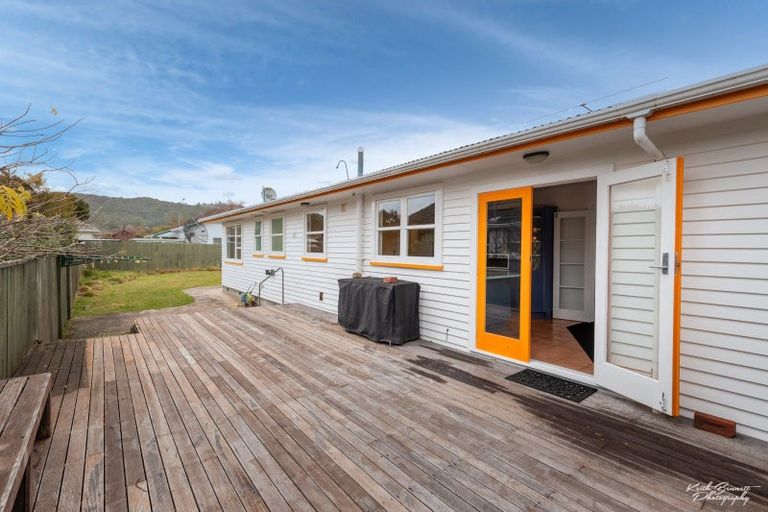 Photo of property in 29 Courtenay Road, Heretaunga, Upper Hutt, 5018