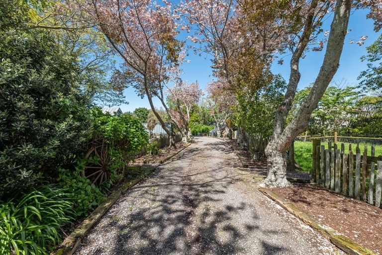 Photo of property in 5 Wynyard Street, Normanby, Hawera, 4614