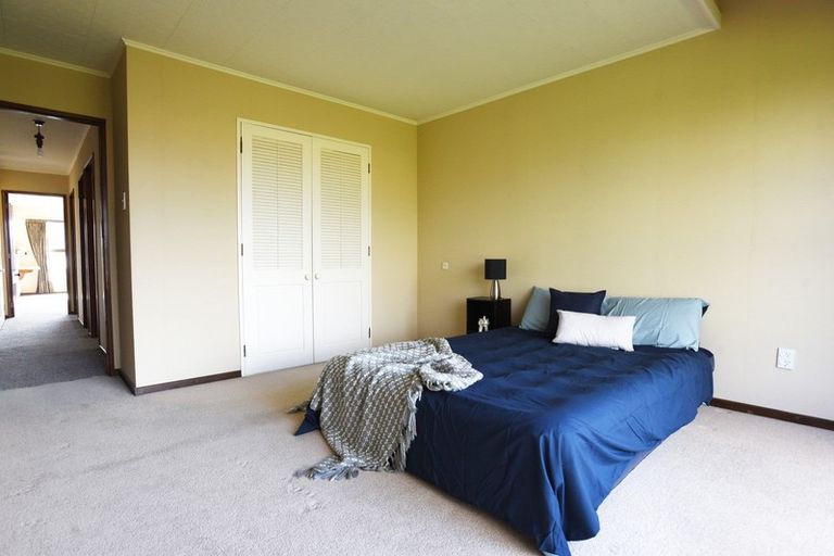 Photo of property in 411 Great North Road, Winton, 9720