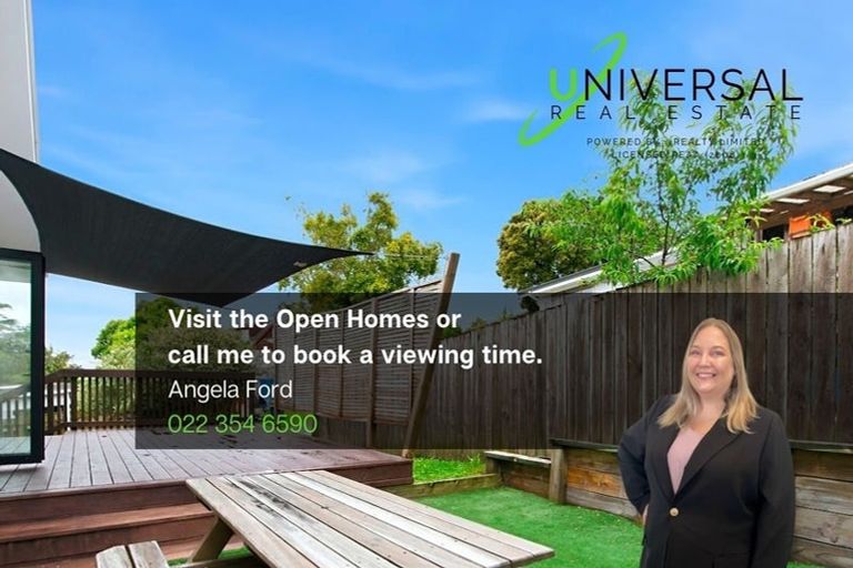 Photo of property in 2/17 Kemp Road, Massey, Auckland, 0614