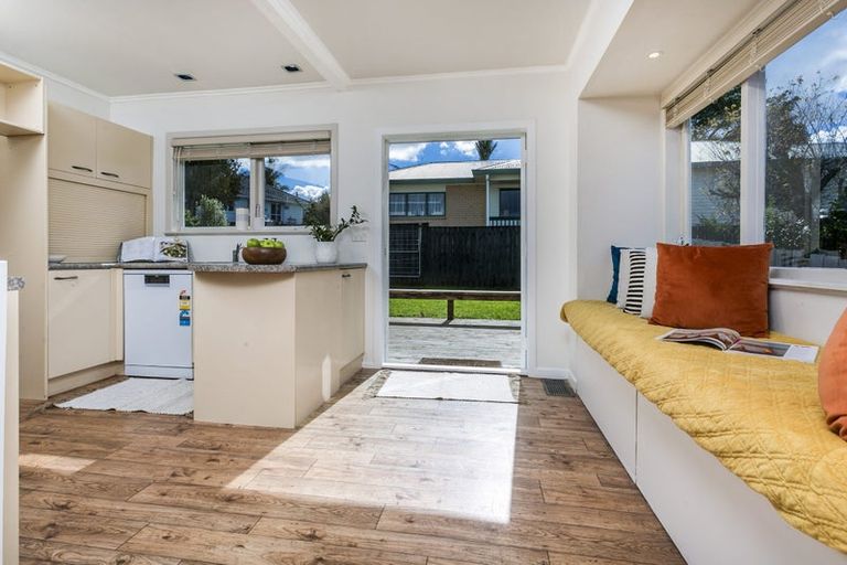 Photo of property in 2/13 Manuka Road, Bayview, Auckland, 0629