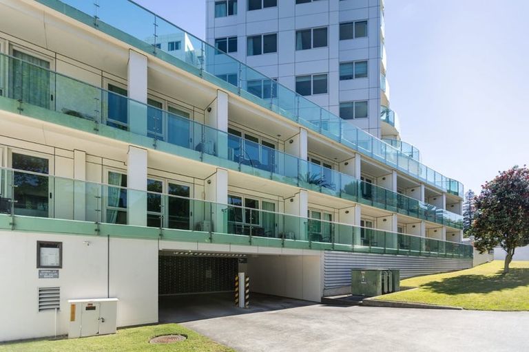 Photo of property in 1/6d Durham Street, Tauranga, 3110