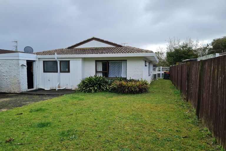 Photo of property in 2a Roys Road, Weymouth, Auckland, 2103