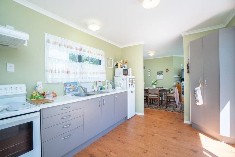 Photo of property in 10 Arthur Street, Waikawa Beach, Manakau, 5573