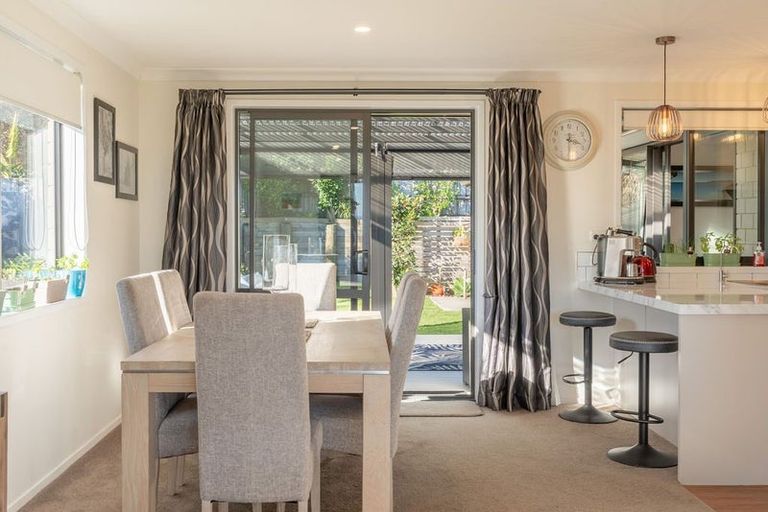 Photo of property in 274 Ballintoy Park Drive, Welcome Bay, Tauranga, 3175