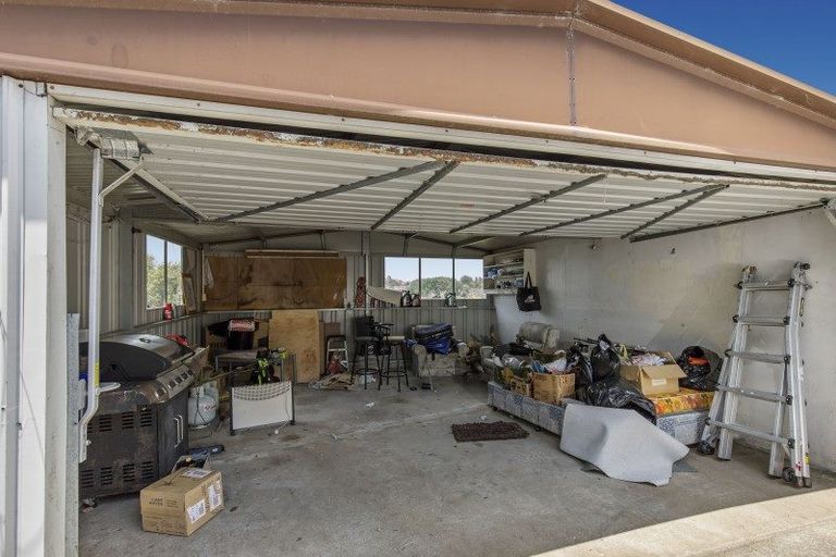 Photo of property in 5 Magellan Place, Papatoetoe, Auckland, 2025