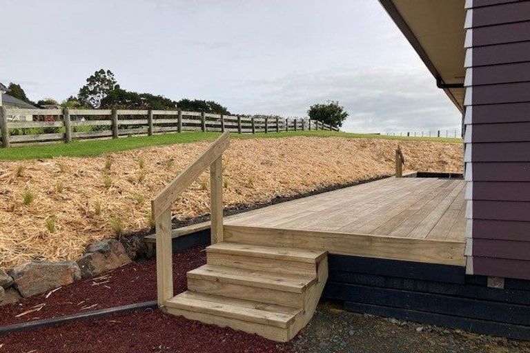 Photo of property in 18 Vista Lane, Kaiwaka, 0573