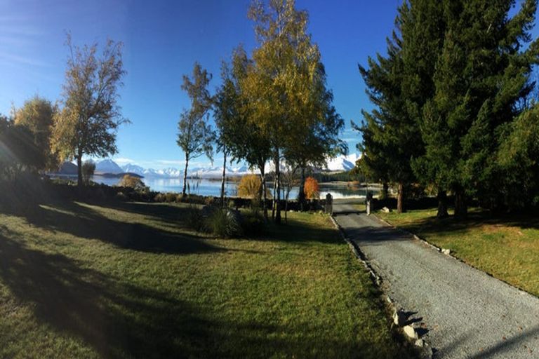 Photo of property in 5 Pioneer Drive, Lake Tekapo, 7999