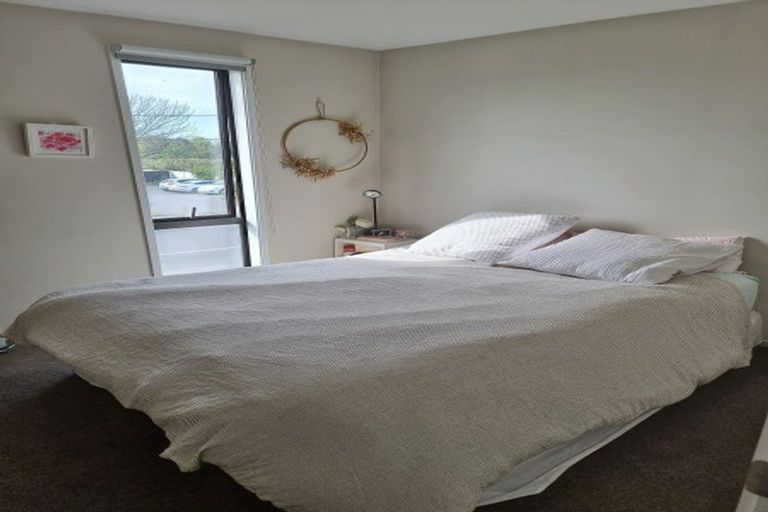 Photo of property in 1/21 Hills Road, Edgeware, Christchurch, 8013