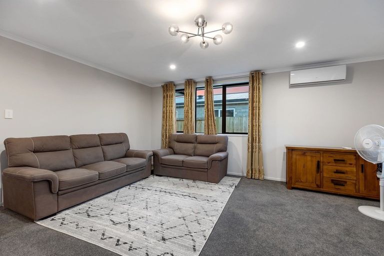 Photo of property in 14 Te Wharo Drive, Papamoa, 3118