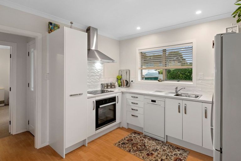 Photo of property in 42 York Street, Levin, 5510