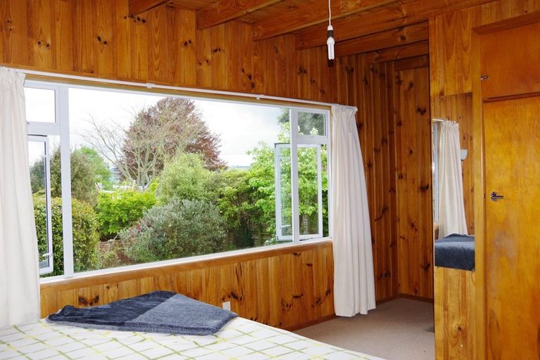 Photo of property in 2/31 Tamatea Road, Taupo, 3330