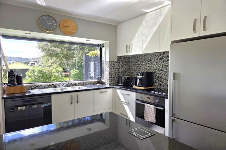 Photo of property in 138 Waimaire Avenue, Matarangi, Whitianga, 3592