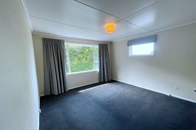 Photo of property in 18 Coniston Avenue, Te Atatu South, Auckland, 0610