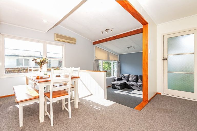 Photo of property in 88 Apollo Parade, Milson, Palmerston North, 4414