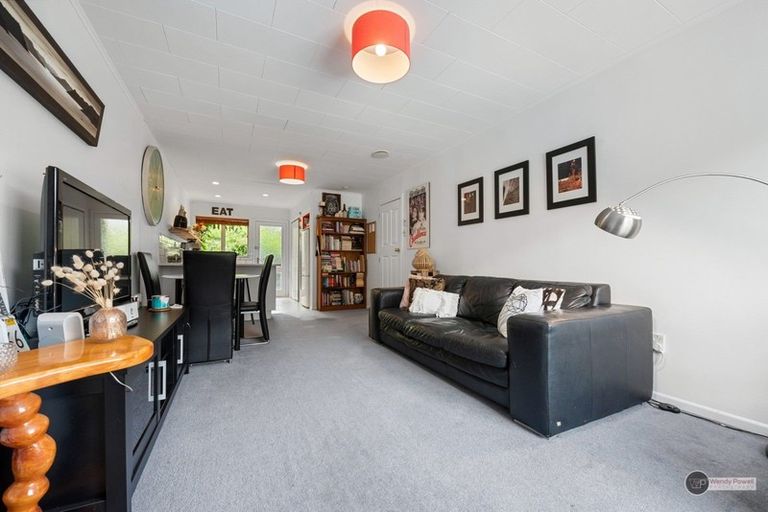 Photo of property in 208b Major Drive, Kelson, Lower Hutt, 5010