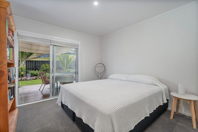 Photo of property in 3 Ocean Beach Road, Tairua, 3508
