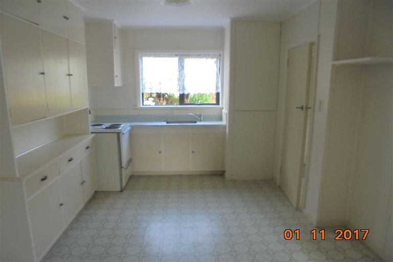 Photo of property in 30 Ranui Terrace, Tawa, Wellington, 5028