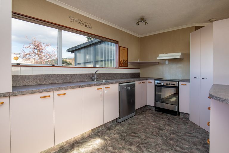 Photo of property in 10 Railway Terrace, Millers Flat, Roxburgh, 9572