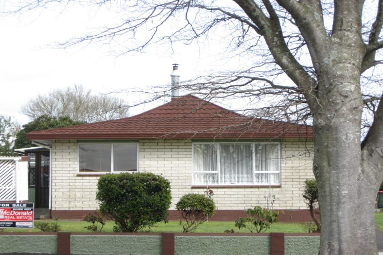 Photo of property in 431b Broadway, Stratford, 4332