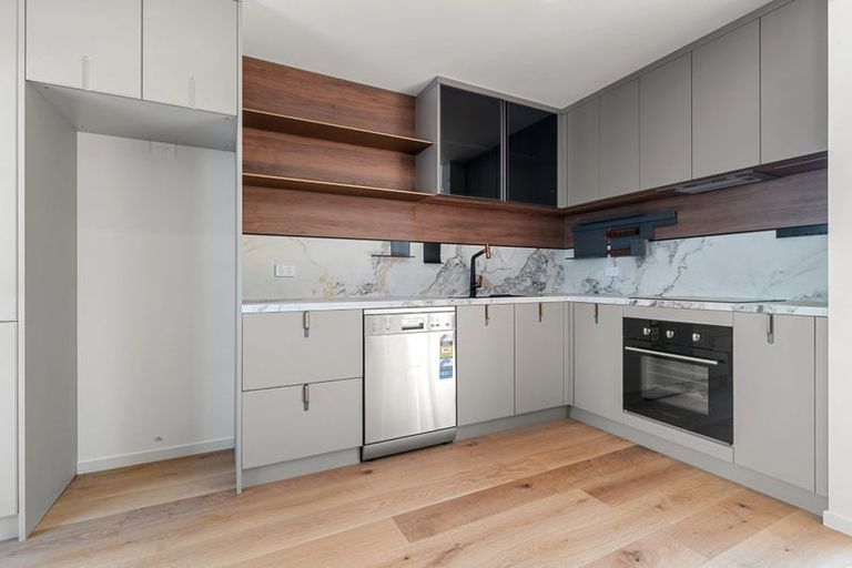 Photo of property in 2/28 Cross Street, Phillipstown, Christchurch, 8011