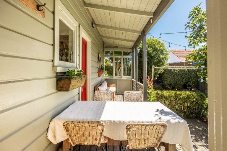 Photo of property in 913 Fitzroy Avenue, Mahora, Hastings, 4120