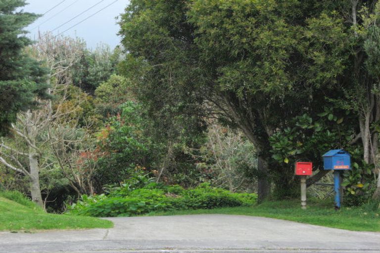 Photo of property in 56 Pitcairn Street, Oakura, 4314