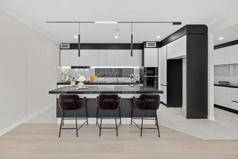 Photo of property in 17 Bremner Ridge Street, Flat Bush, Auckland, 2019