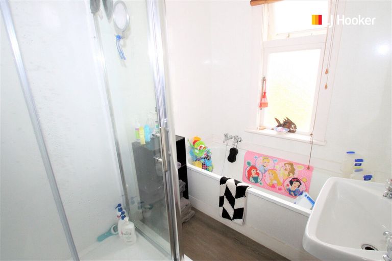 Photo of property in 68 Gladstone Road North, Mosgiel, 9024