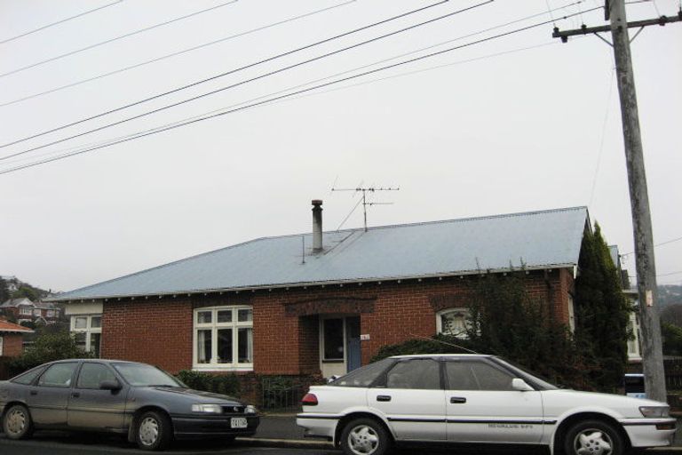 Photo of property in 262 Macandrew Road, Forbury, Dunedin, 9012