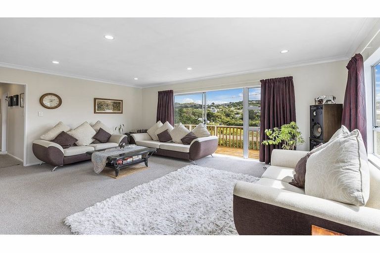 Photo of property in 99 Helston Road, Paparangi, Wellington, 6037
