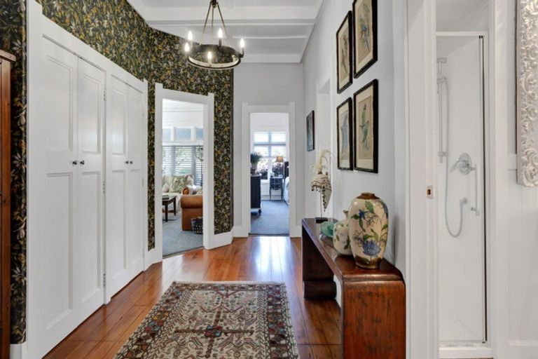 Photo of property in 500 Richmond Road, Lepperton, New Plymouth, 4373