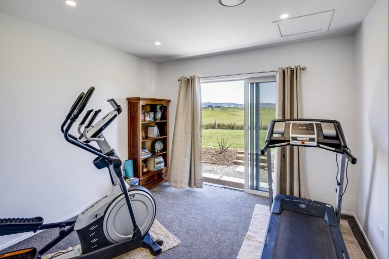 Photo of property in 2658 Taihape Road, Sherenden, Hastings, 4179