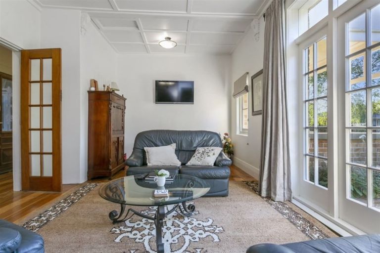 Photo of property in 50 Hamilton Road, Cambridge, 3434