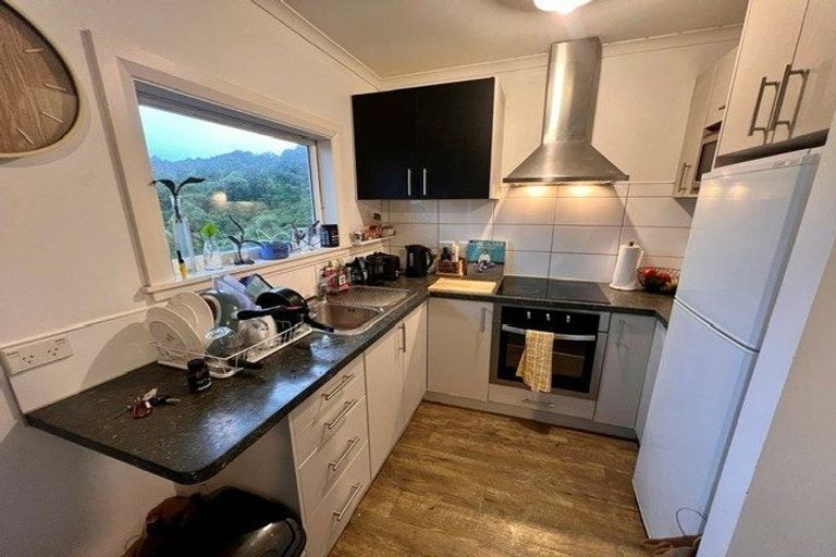 Photo of property in 61 Mount Pleasant Road, Aro Valley, Wellington, 6012