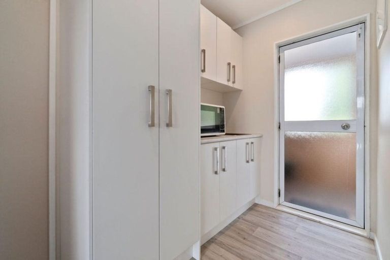 Photo of property in 9 Rheingold Place, Huapai, Kumeu, 0810