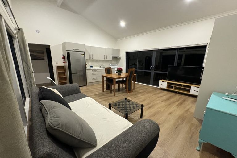 Photo of property in 14 Advance Way, Albany, Auckland, 0632