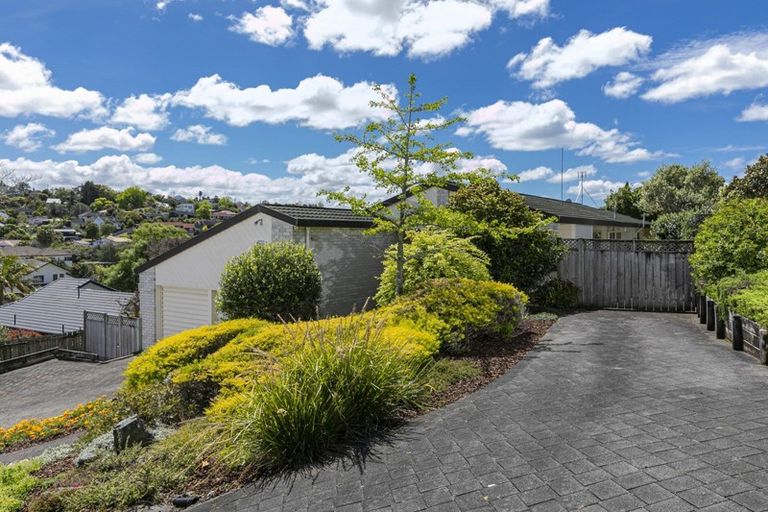 Photo of property in 50 Bayside Drive, Browns Bay, Auckland, 0630